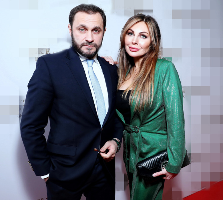 Наталья Бочкарева со спутником