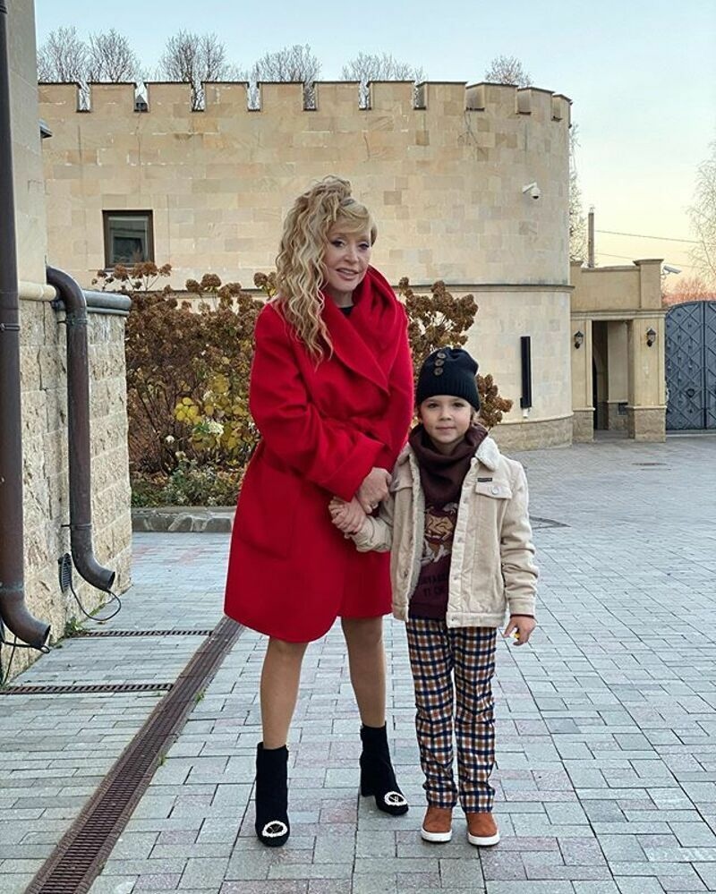 По мнению Пугачевой, у Гарри может быть большое артистическое будущее