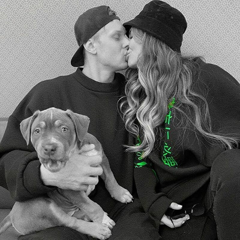 Многие поклонники Седоковой уверены, что она беременна четвертым