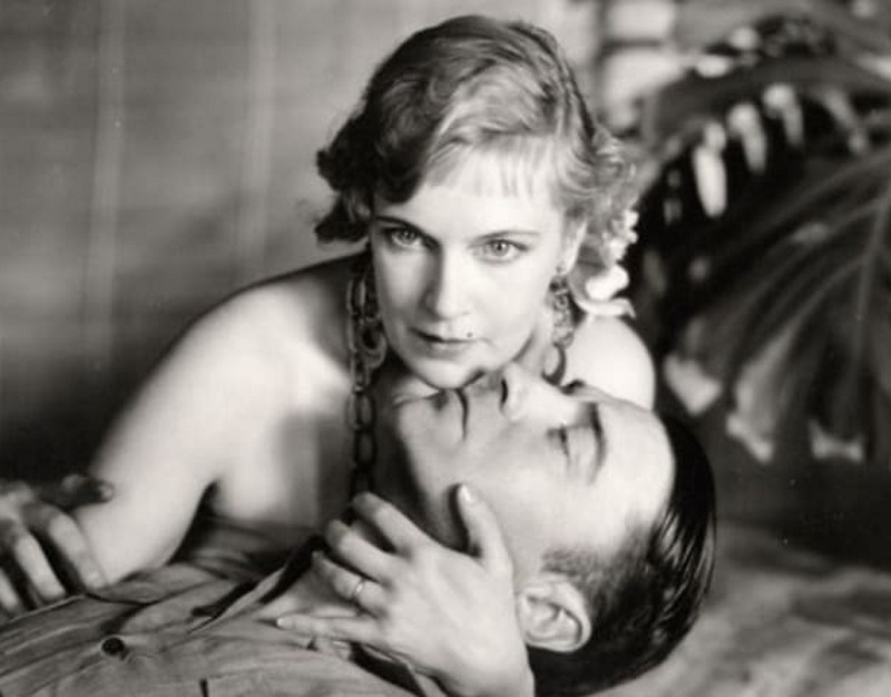 В Голливуде Бакланова считалась одной из признанных красавиц и получила прозвище «русская тигрица»