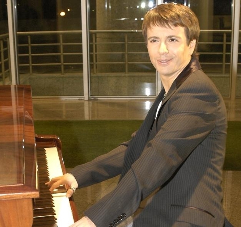 Андрей Губин