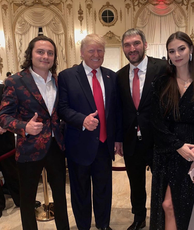 праздник знаменитости отмечают по-разному