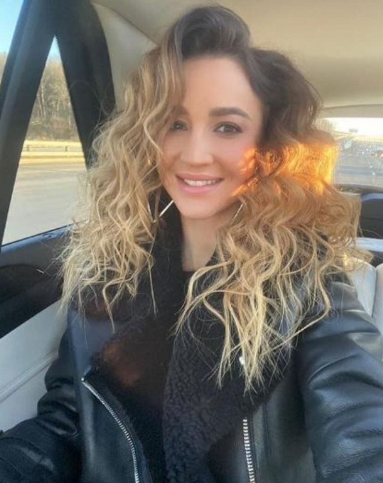 ОЛЬГА БУЗОВА