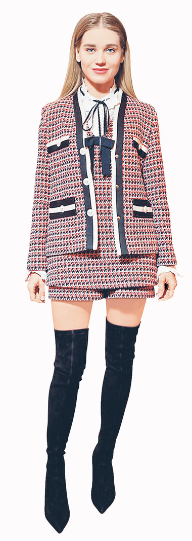 Кристина Асмус ошиблась с сапогами