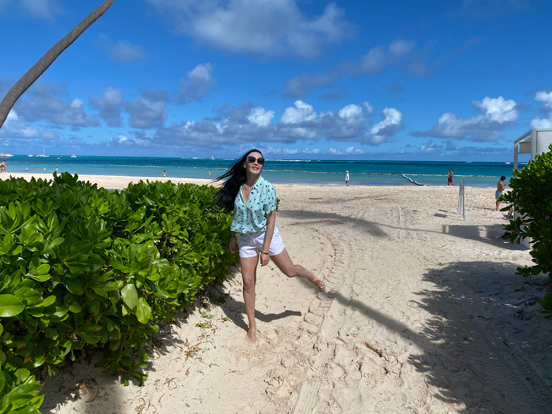 Певица Мира в Доминикане