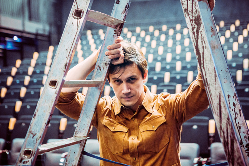 "Мне хотелось мальчишек, с которыми можно будет играть в мужские игры. Старший сын – уже сознательный человек, учит буквы, стихи"