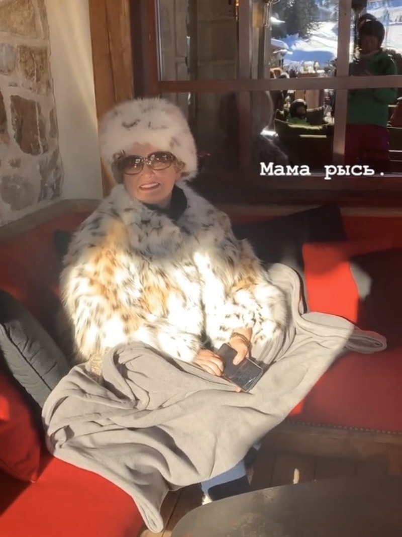 мама ксении собчак