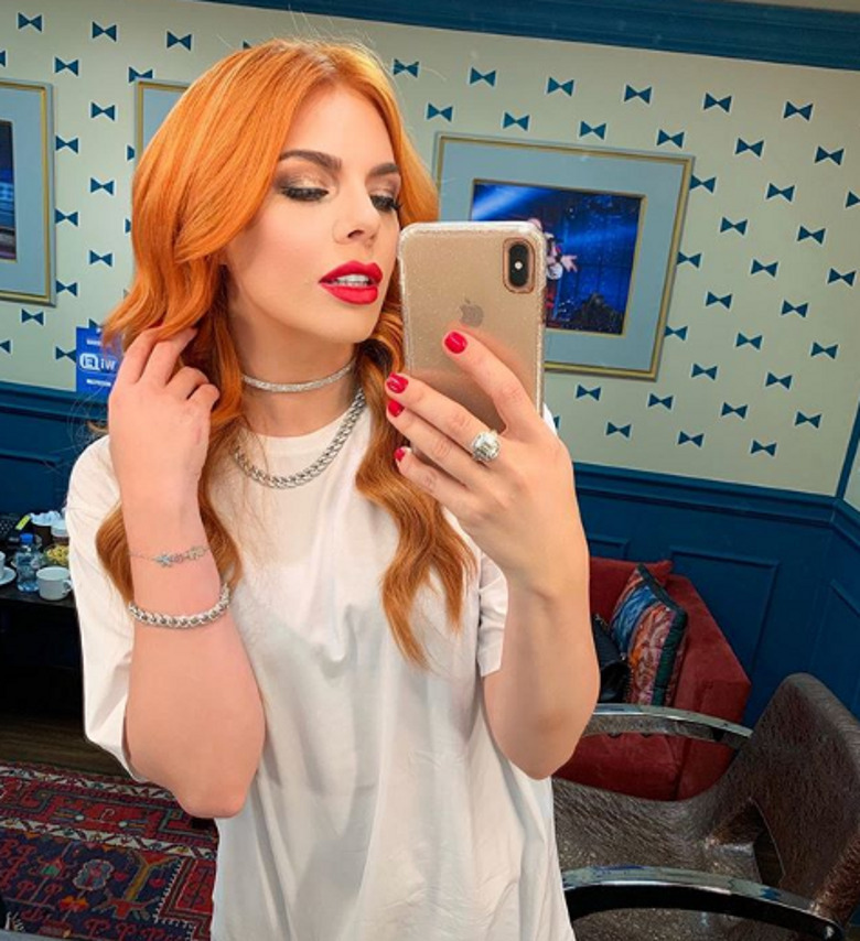 внешность анастасии стоцкой невероятно яркая