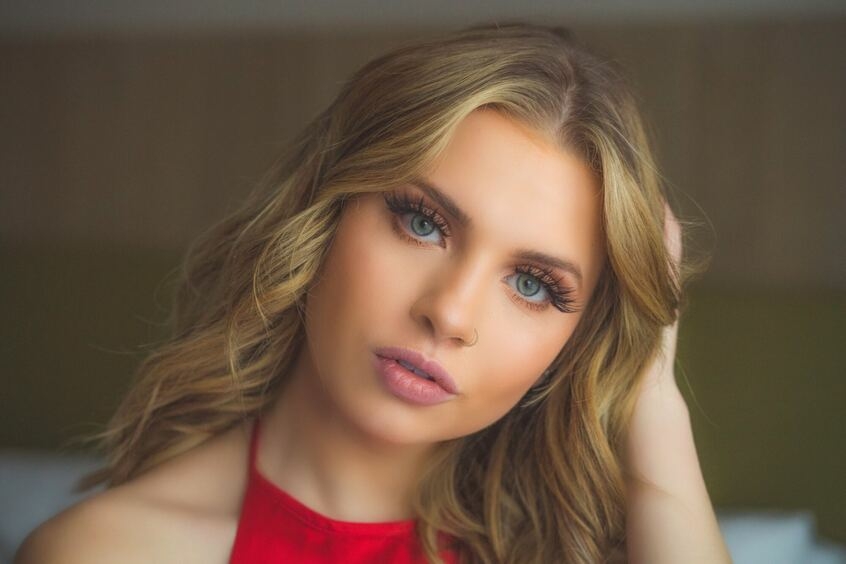 купите себе наряд заранее