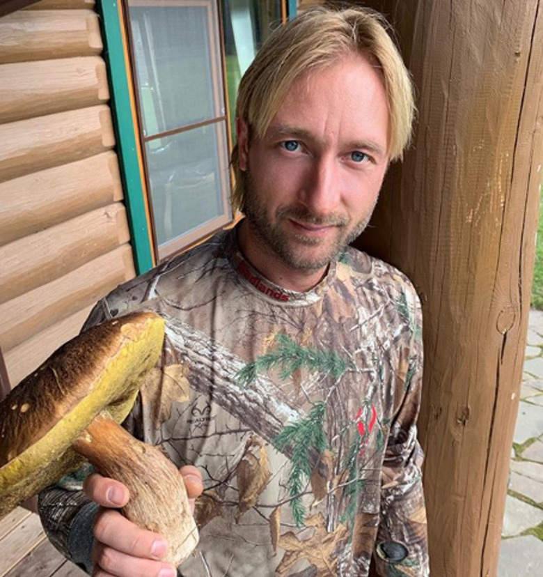 Евгений Плющенко