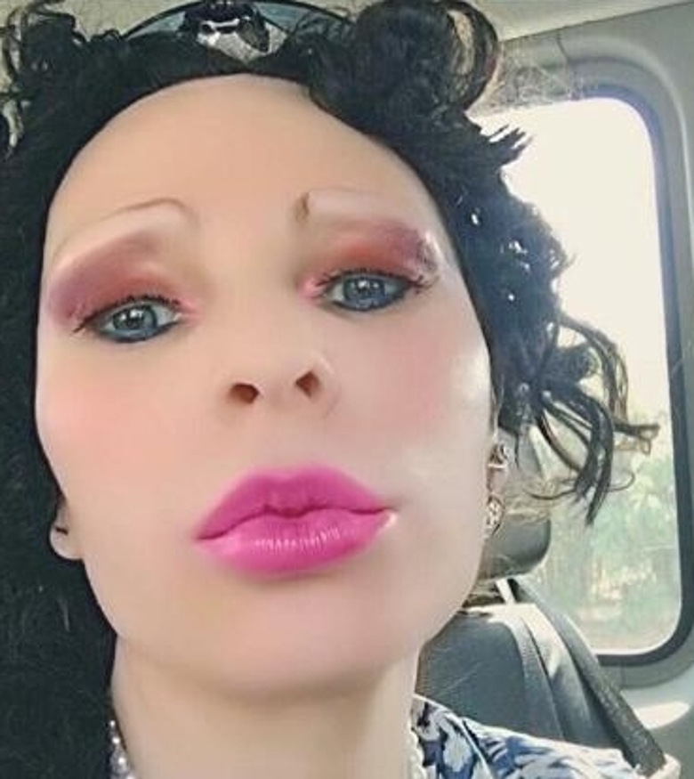 ЖАННА АГУЗАРОВА