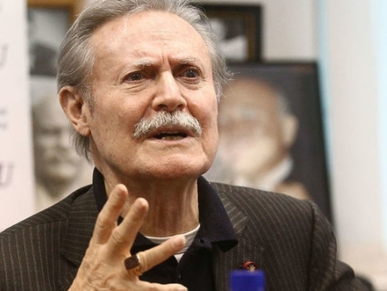 Юрий Соломин