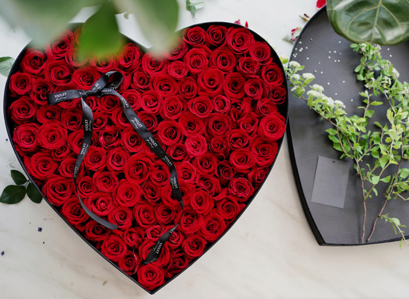 Повторяйте про себя такое убеждение: «Получать дорогие вещи и одаривать меня – это приятно и естественно. Они часть любви и нормальных отношений»