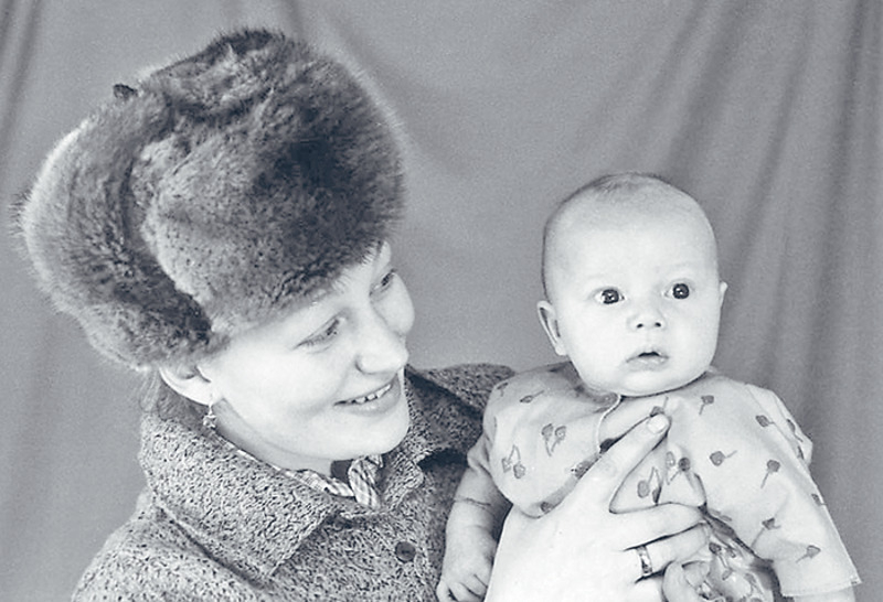 "У моей мамы есть потрясающее умение слышать мои желания, понимать и ценить мой выбор. я ей очень благодарен за это"