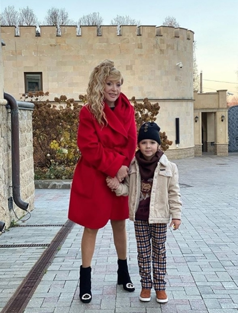 Алла Пугачева с дочкой Лизой