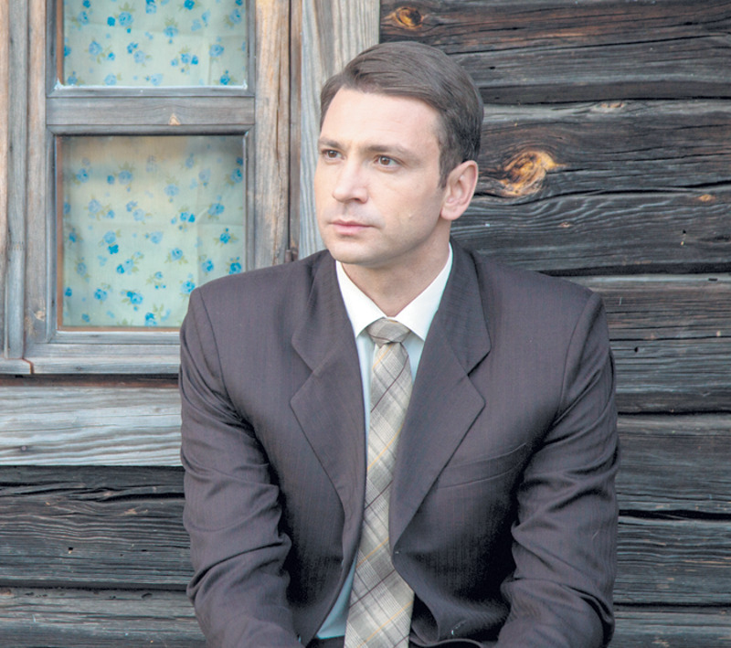 Антон Хабаров и Карина Андоленко уже несколько лет вместе играют в театре. Это очень помогло актерам и на съемочной площадке сериала