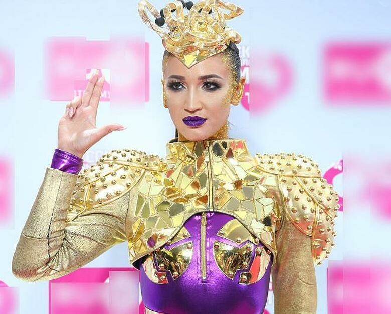 Ольга Бузова