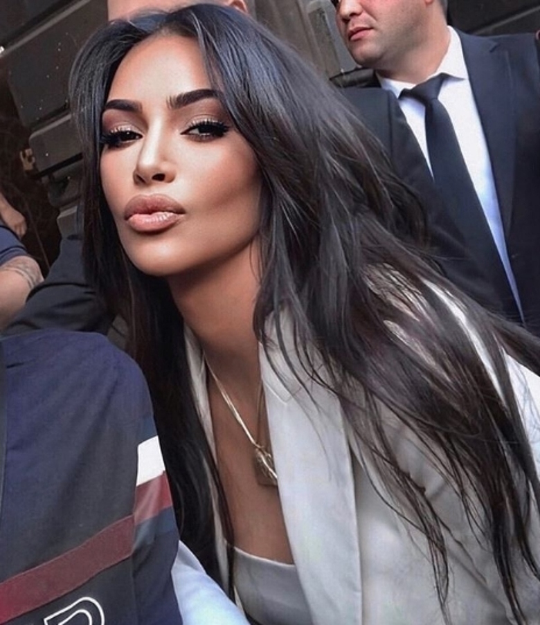 Ким Кардашьян