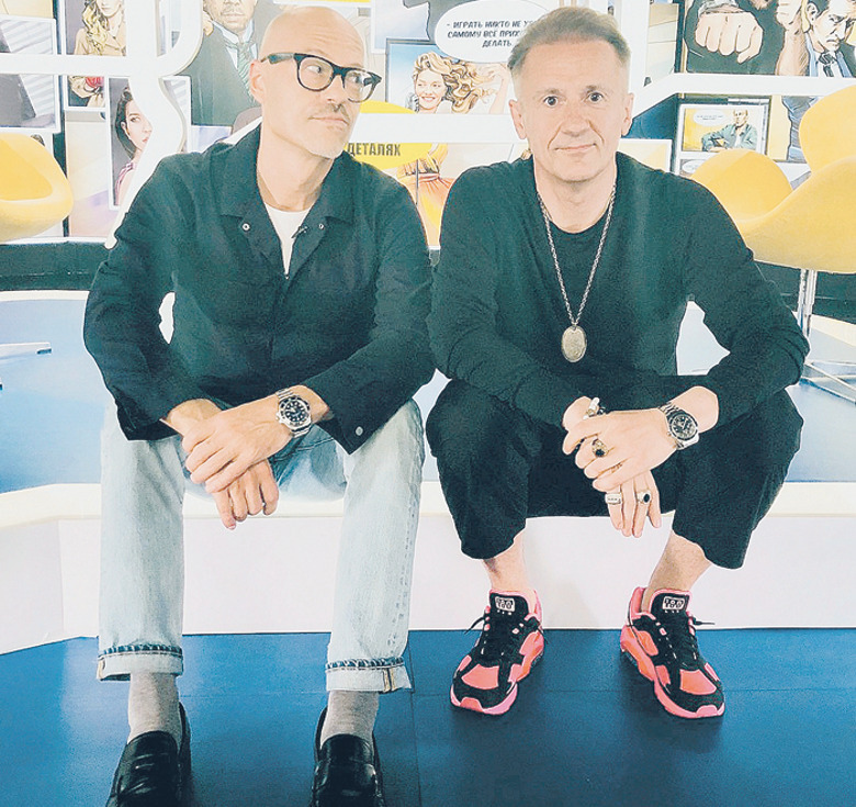 Федор Бондарчук и Олег Меньшиков на съемках программы «Кино в деталях»