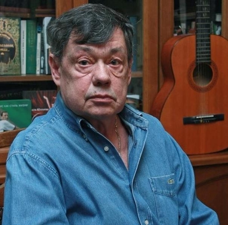 Николай Караченцов