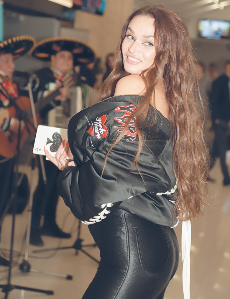 Алена Водонаева