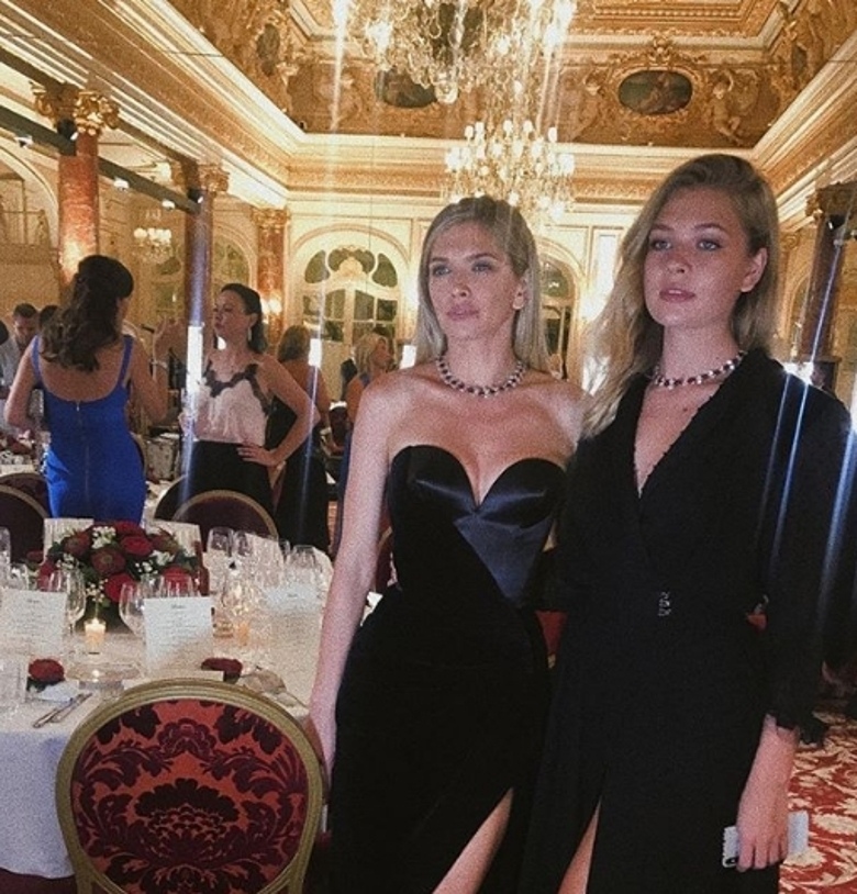 Вера Брежнева с дочкой Соней Киперман