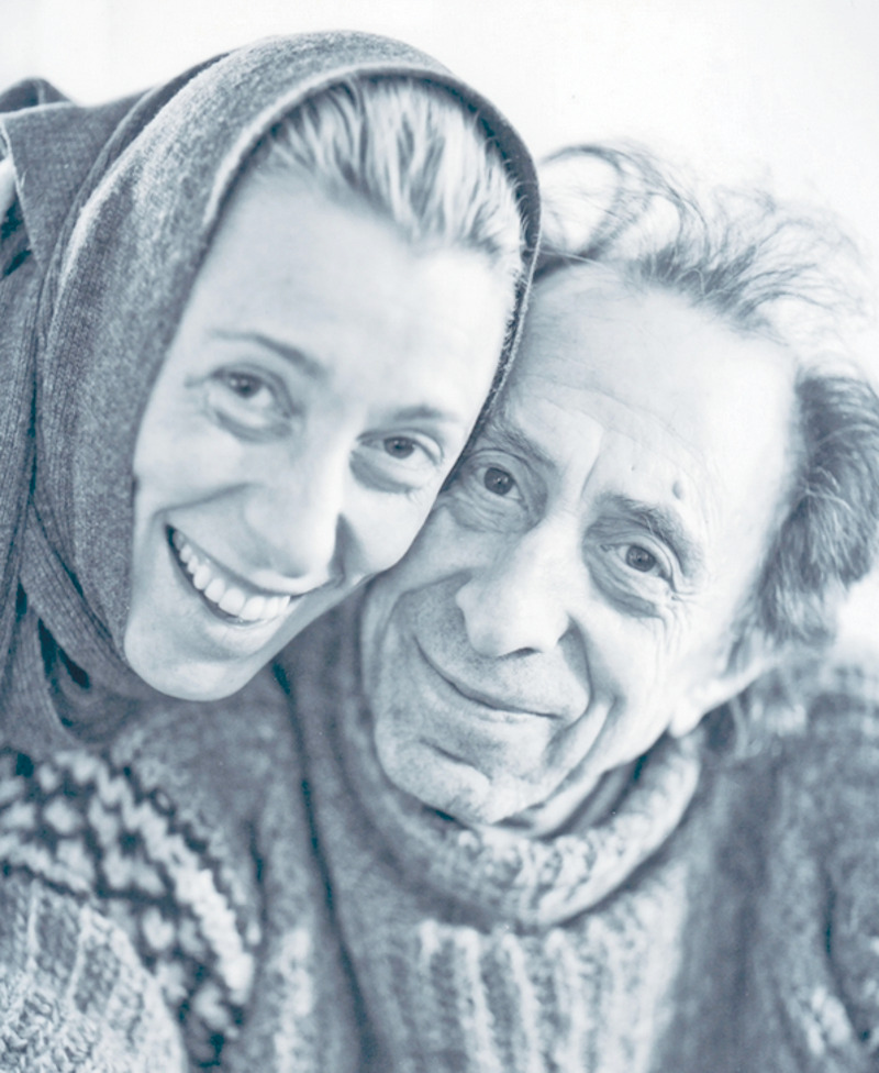 Юлия родилась в театральной семье, и ее отец Илья Рутберг может гордиться дочерью