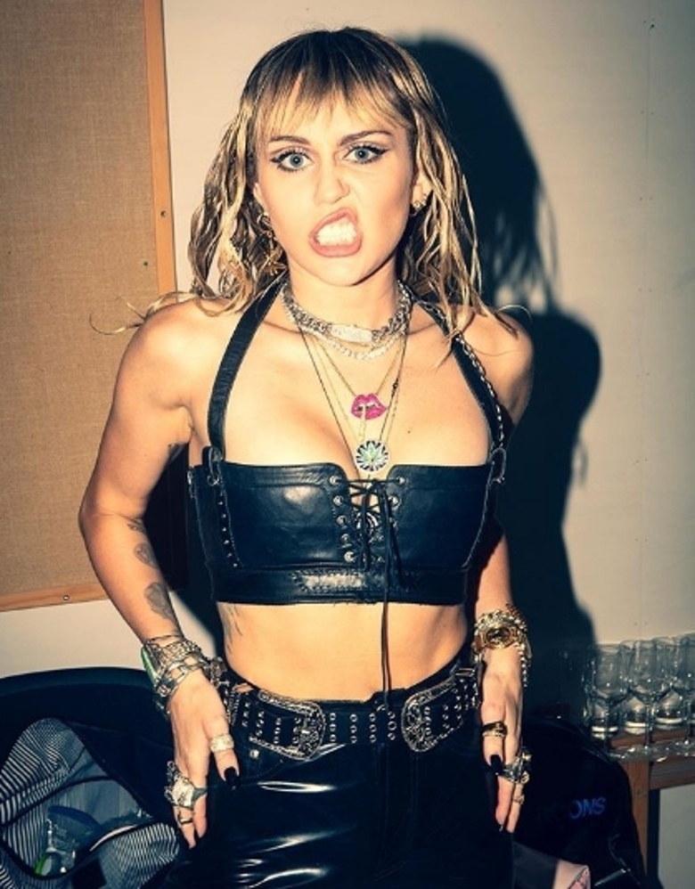 Майли Сайрус