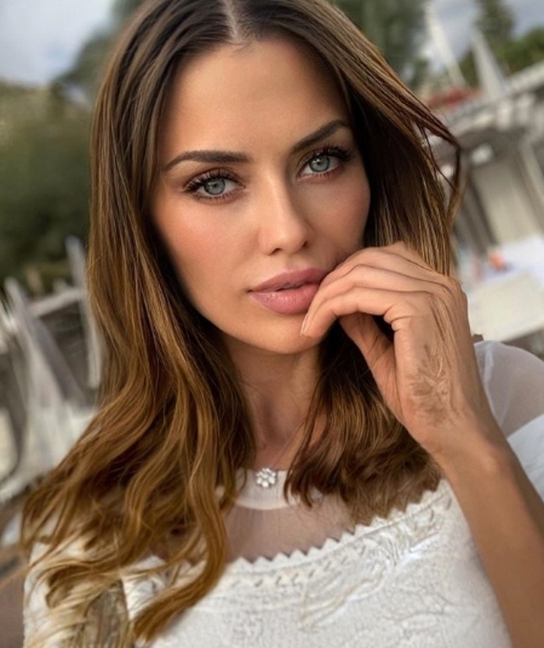 Виктория Боня