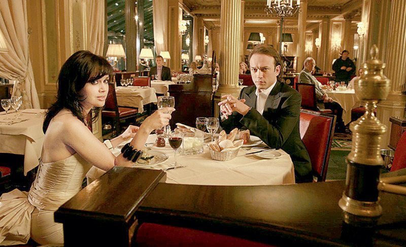 С Венсаном Пересом в фильме «Код апокалипсиса»