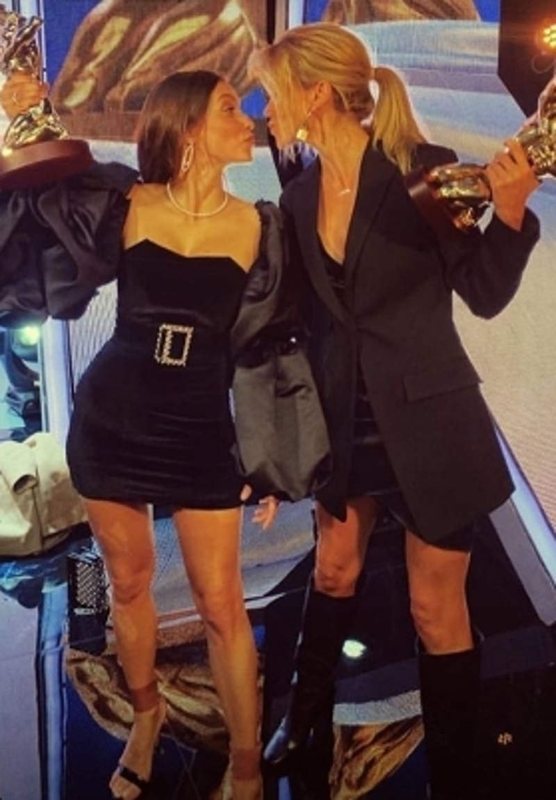 Регина Тодоренко и Валерия Дергилева