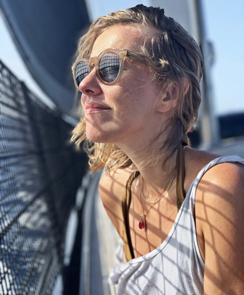 Знаменитости поспорили о последствиях родов