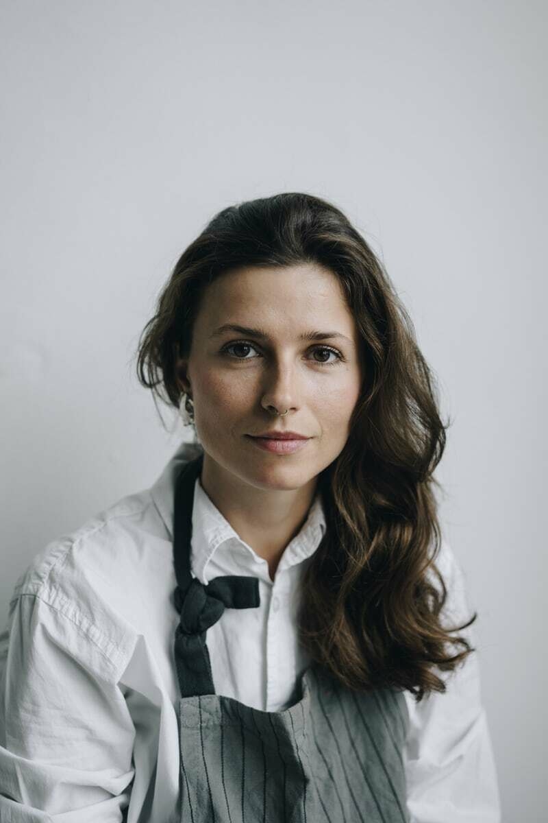 К опытному врачу всегда будет очередь