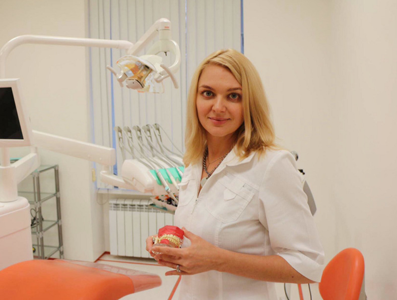 Елена Логацкая