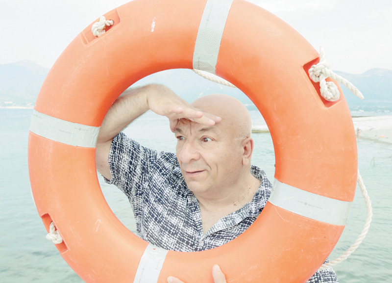 Михаил Багдасаров почти не уходил с пляжа и успел за короткое время получить прекрасный загар