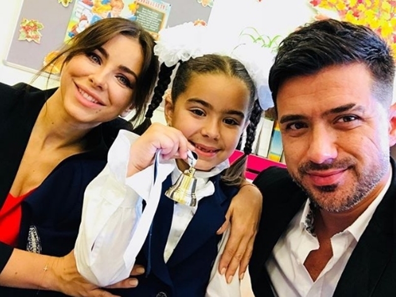 Ани Лорак и Мурат Налчаджиоглу с дочкой