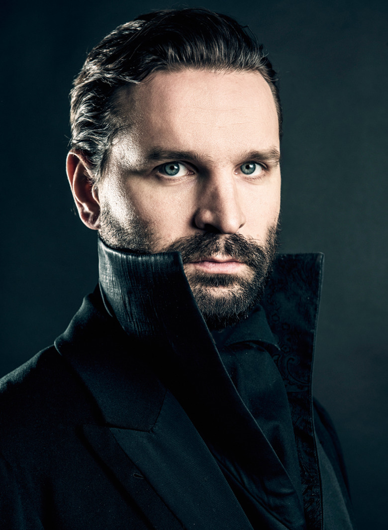 Виктор Добронравов