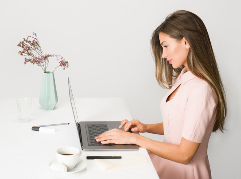 Как женщине настроить себя на карьерный успех?