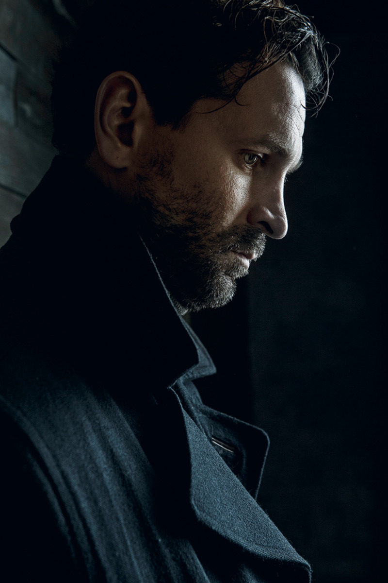 «Я работаю­­работаю-­­работаю, а после работы с радостью прихожу домой. Потом я дома­­дома-­­дома – и снова с радостью бегу на работу»