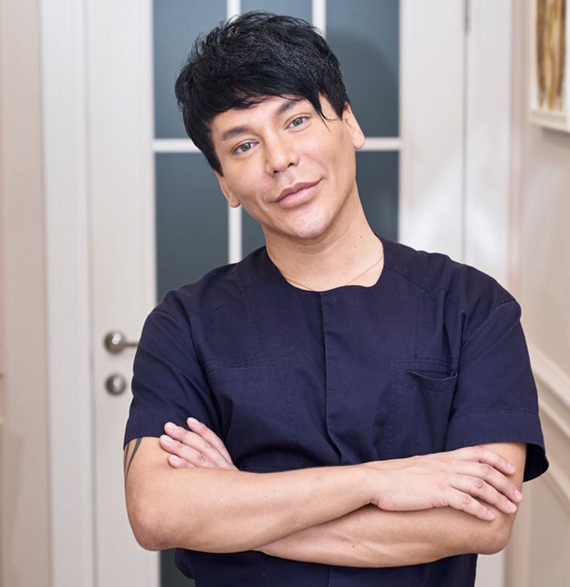 Александр Вдовин