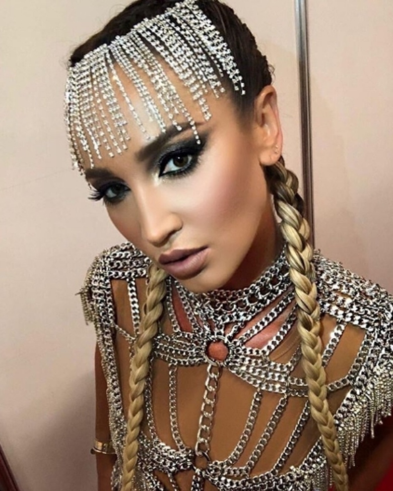 Ольга Бузова