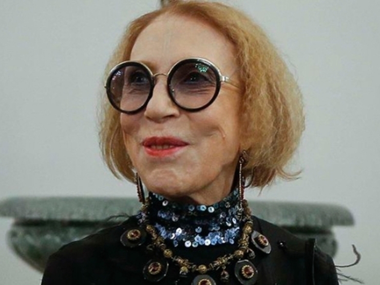 Инна Чурикова