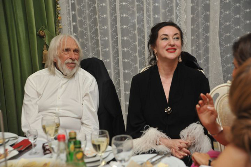 На дружеском ужине Пьер Ришар по достоинству оценил пение Тамары Гвердцители