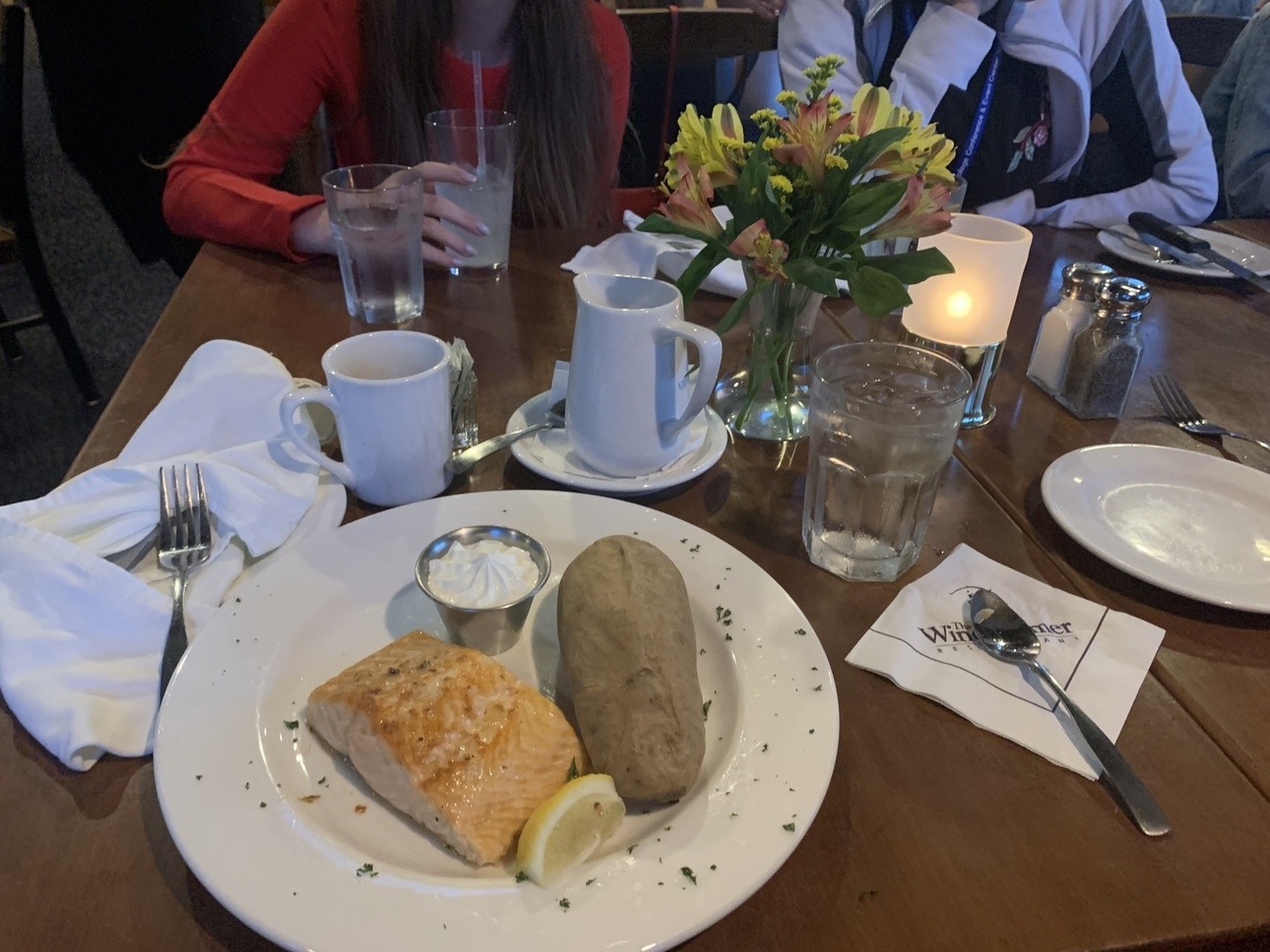 Соус подается к любой еде