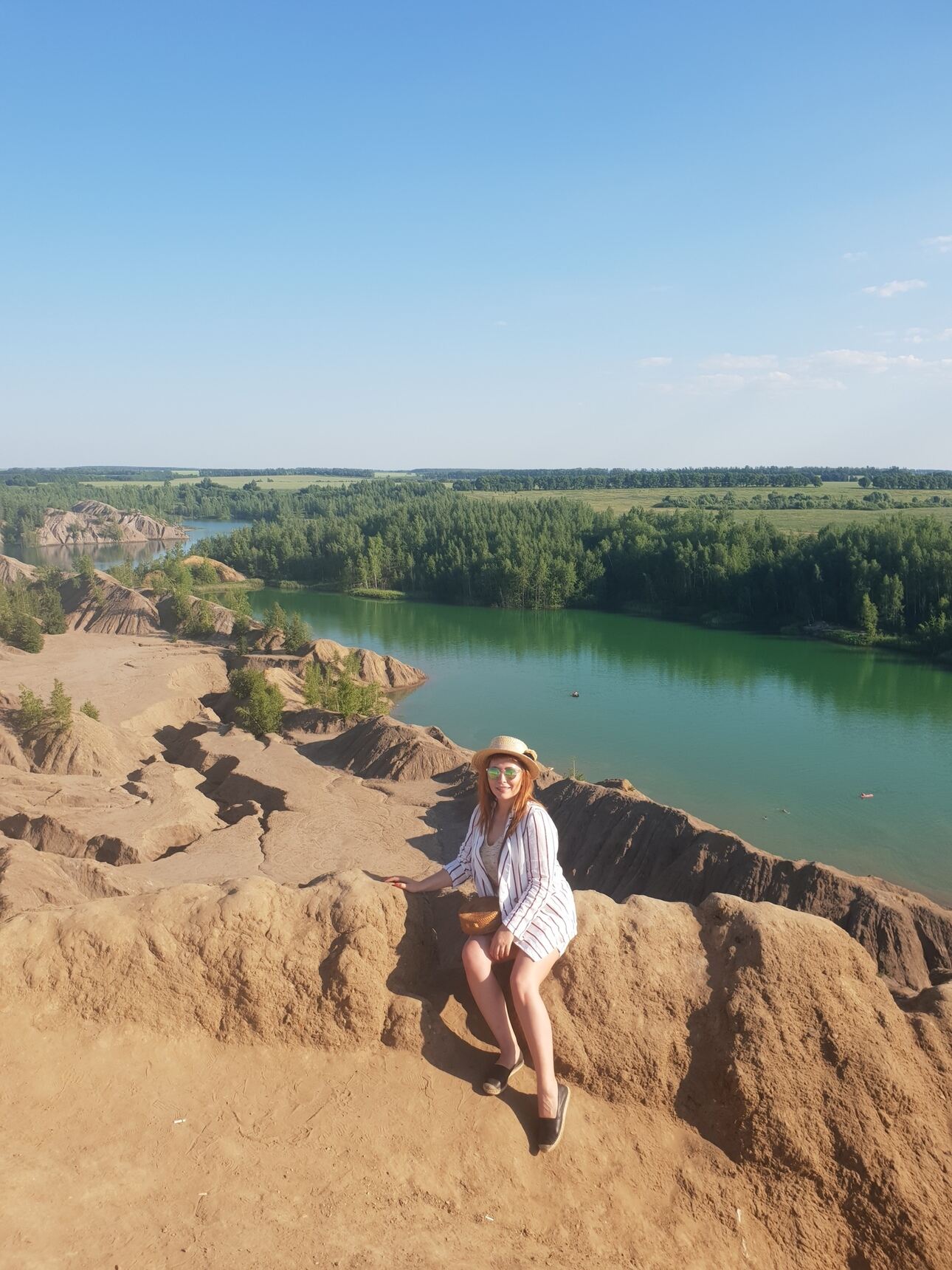 Анастасия устроила супругу романтический вечер на природе