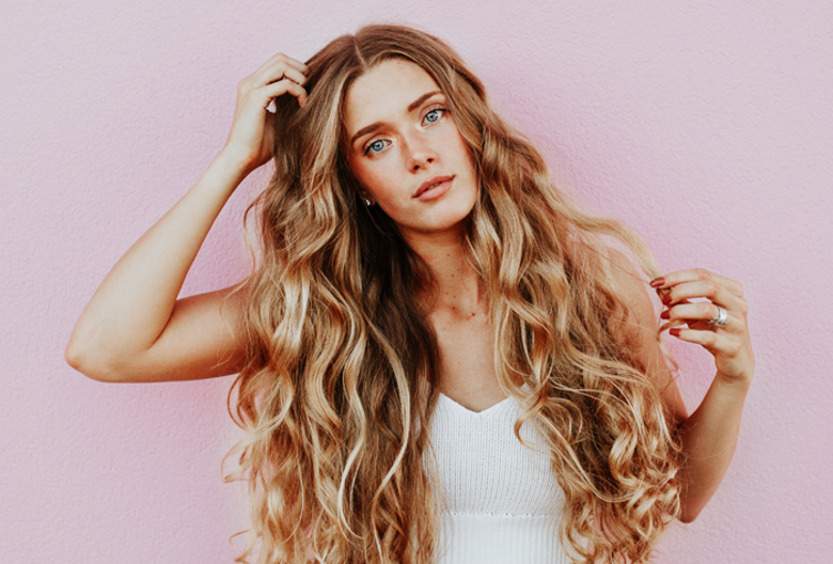 Делаем солнечный макияж