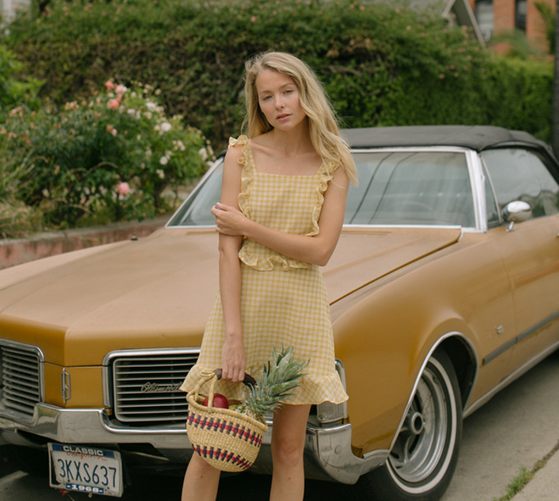 Ксения Дубовицкая снова снялась в клипе зарубежного исполнителя