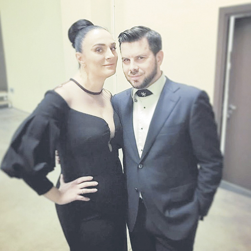 У Елены Ваенги и Интарса Бусулиса получился яркий дуэт. Российский размах и прибалтийская сдержанность нашли друг друга