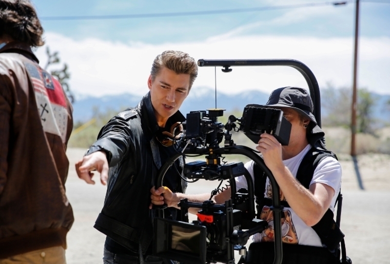 Воробьев во время съемок клипа