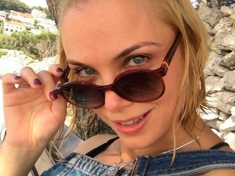 Татьяна Арнтгольц опубликовала фото с кольцом на "том самом" пальце